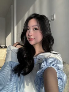The Stunning Bac Giang Beauty: Meet the Prettiest Member of the Vietnamese WAGs Circle - image 0