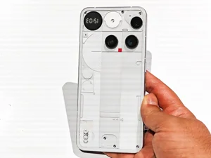 Nothing Phone 3 Unveiled: Exploring the Revolutionary Unique Back Design and Tech Specs - image 7