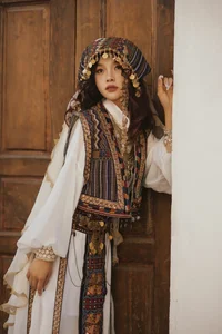 Ancient Princess Aesthetic: Xiong Siqi for YITUYU Art - image 15