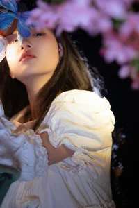 Artistic Visuals in YiTuYu Art Language Vol.7114 Starring Leng Ku Wang Ye - image 3