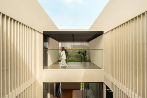 Innovative Villa Design: Splitting Spaces to Create Modern 'Breathing' Rooms - image 10