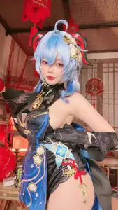 Coser Xiao Yao Yao Yao as Ganyu Lantern Rite: Mesmerizing Beauty in Traditional Festival Attire - image 9