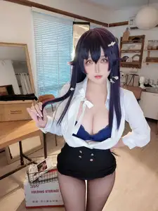Coser Hina Jiao's captivating 'My Wife's Guidance Class Part01': Alluring lessons from the elegant teacher - image 19