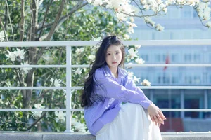 Mu You You in YiTuYu Art Language Vol.6720: A Masterpiece of Contemporary Portraiture - image 13