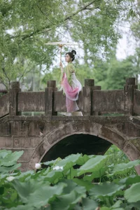 YiTuYu Art Language Vol.4792 Sen Sen: Ethereal Beauty Photography - image 0