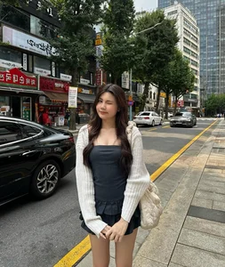 Quyen Linh's Youngest Daughter: A Rising Fashion Icon with Sweet Beauty - image 3