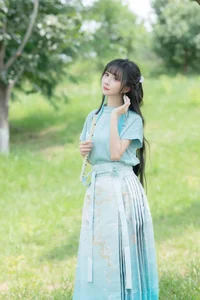 YiTuYu Art Language Vol.7406: Xiao Su Su Artistic Portfolio - image 6