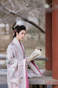 Artistic Depth in YiTuYu Art Language Vol.6730 Starring Zhi Yu Qian Deng - image 9