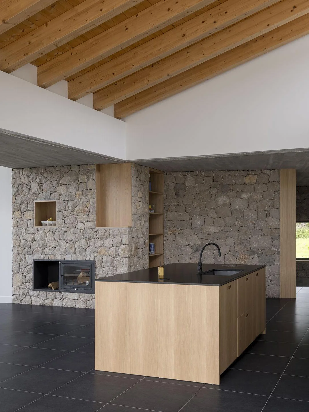Innovative 5-Block Sustainable Home Design for Multi-Generational Living and Energy Efficiency