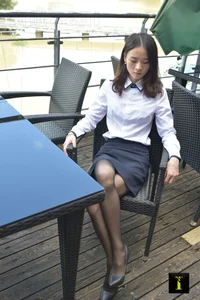 IESS Series No. 104 Xiao Liu: Professional Office Wear and Lemon Peel Aesthetics - image 2