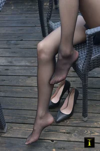 IESS Series No. 104 Xiao Liu: Professional Office Wear and Lemon Peel Aesthetics - image 1