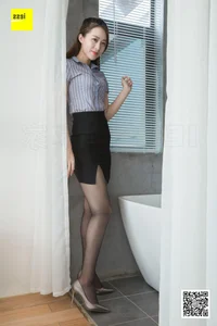 Model Zi Zi in Creative Classroom Themed Fashion Gallery - image 60