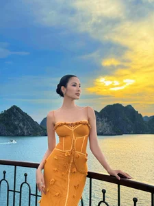 Miss Vietnam Thanh Thuy Stuns Fans with Sweet Doll-Like Visuals and Elegant Fashion - image 2