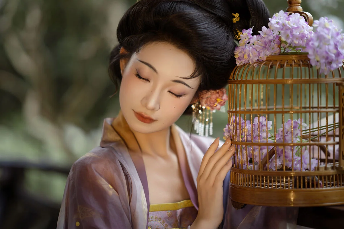 Artistic Visuals in YiTuYu Art Language Vol.10276 with Shi Xiao Jie Mo W