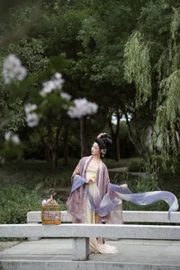 Artistic Visuals in YiTuYu Art Language Vol.10276 with Shi Xiao Jie Mo W - image 2