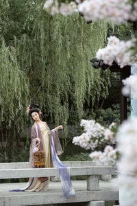 Artistic Visuals in YiTuYu Art Language Vol.10276 with Shi Xiao Jie Mo W - image 15