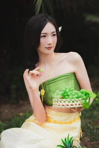 Modern Style and Grace: YiTuYu Art Language Vol.4390 Featuring Limi - image 7