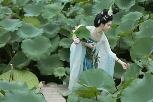 YiTuYu Art Language Vol.10268 Mao Jiang - Professional 45-Photo Portrait Series - image 22