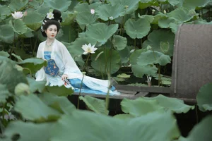 YiTuYu Art Language Vol.10268 Mao Jiang - Professional 45-Photo Portrait Series - image 3