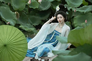 YiTuYu Art Language Vol.10268 Mao Jiang - Professional 45-Photo Portrait Series - image 18