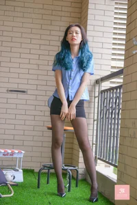 IESS Model Nuan Nuan in American Police Story B Collection - image 5