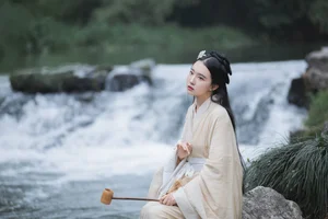 YiTuYu Art Language Vol.4580 Featuring Zhi Xiu: A Masterpiece of Aesthetic Portraiture - image 5
