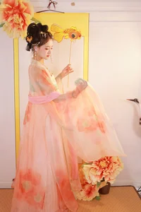 You Er Bai Bai Features in YiTuYu Art Language Vol.4658 Gallery - image 1