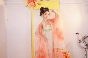You Er Bai Bai Features in YiTuYu Art Language Vol.4658 Gallery - image 11