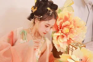 You Er Bai Bai Features in YiTuYu Art Language Vol.4658 Gallery - image 0
