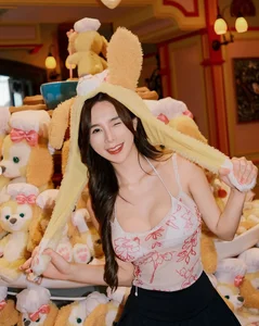 Popular Female DJ Explores Japan in Latest Travel Fashion Gallery - image 2