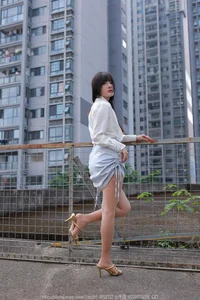 IESS SXJ No.1894 Wan Ping: Elegance and Artistry in Modern Portraiture - image 29
