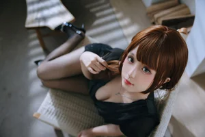 Elegant Mourning Aesthetic: Ri Nai Jiao Captures Somber Beauty in Exquisite Black Lace Cosplay Photography Series Part 01 - image 10