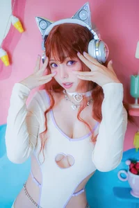 Y2K Cyber Cat Vibes: A Futuristic Fashion Journey with Coser Ely_eee - image 10