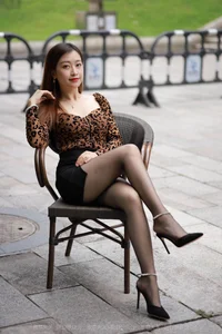 Xiao Jie Sexy Leopard Print Hip-Hugging Skirt Fashion Gallery IESS - image 41