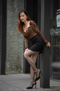 Xiao Jie Sexy Leopard Print Hip-Hugging Skirt Fashion Gallery IESS - image 13