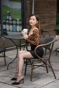 Xiao Jie Sexy Leopard Print Hip-Hugging Skirt Fashion Gallery IESS - image 22