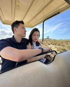 The Stunning Beauty of the Woman Engaged to Vietnam's Most Famous Pilot - image 5