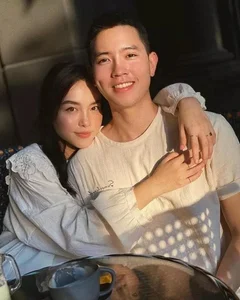 The Stunning Beauty of the Woman Engaged to Vietnam's Most Famous Pilot - image 0