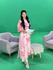 Rising Star Nguyen Hoang My Van: A Multi-Talented Contender for Miss Vietnam 2024 - image 4