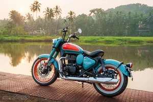 Ride the Soul of Goa: The All-New Royal Enfield Goan Classic 350 Bobber - image 8