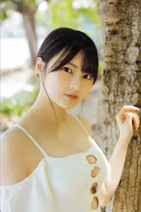Usa Hiiragi's Youthful Charm: Exclusive Gravure from Young Champion - JP Usa Hiiragi - image 11