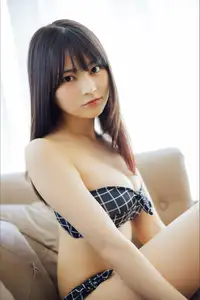 Usa Hiiragi's Youthful Charm: Exclusive Gravure from Young Champion - JP Usa Hiiragi - image 83