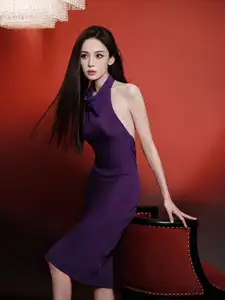 VGU No.184: Embracing Glamour and Elegance in a Stunning Purple Halter-neck Dress - image 4