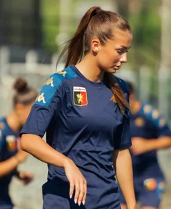Who is the New 'World's Sexiest Female Footballer'? Discover the Star Dominating the Pitch - image 5