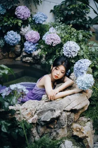 YiTuYu Art Language Vol.7292: Featuring the Elegant Chi Zi Photography Collection - image 5
