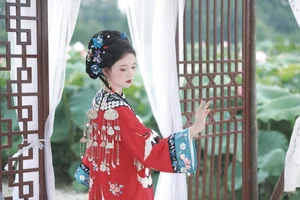 Artistic Expressions in Photography: Exploring YiTuYu Art Language Vol.5227 Featuring Dan Dan - image 4