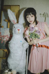 YiTuYu Art Language Vol.5134: Elegant Portraiture Featuring Yan Li Er Salter - image 4