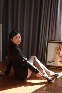 IESS SXJ No.1618 Featuring Xiao Jie: Elegant Silk and Style Photography - image 45
