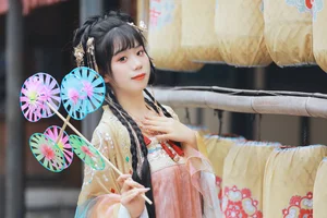 Zhou Zhou Ay Features in YiTuYu Art Language Vol.7379 Edition - image 14