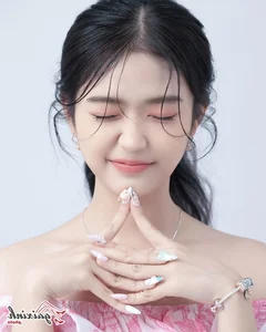 Exploring the Radiant Beauty and Latest 2023 Fashion Trends of Mai Ha Hoang Yen - image 24